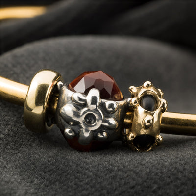 Cradle of Perseverance Bead